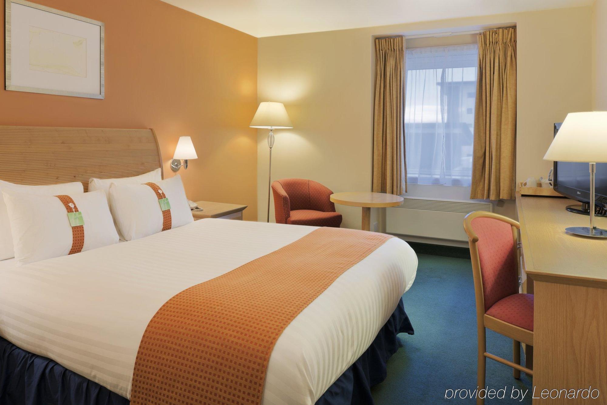 Holiday Inn Aberdeen - Exhibition Centre Room photo